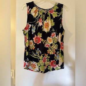 Cute Navy floral tank